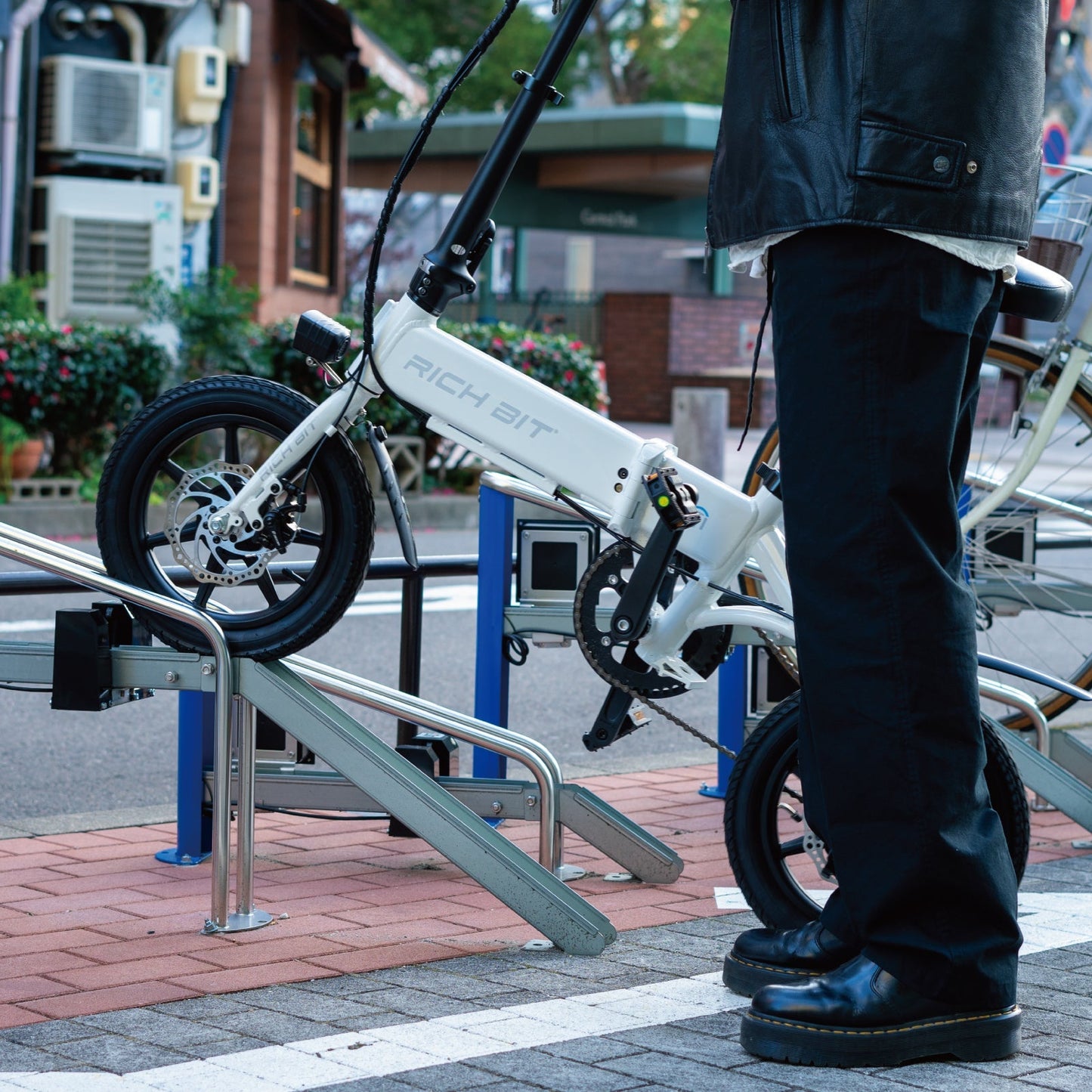 RICHBIT CITY ASSIST(シティブラック)電動アシスト自転車 型式認定取得済